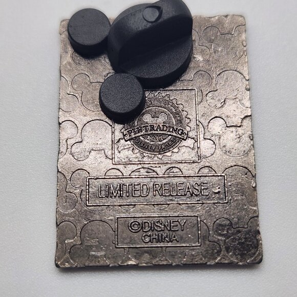 Disney Pin Trading Dragon Figment Black and White Snapshot 2011 Limited Release - Picture 2 of 3